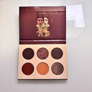 Juvia’s Place - The Chocolate Eyeshadow Palette - Rich Browns and Golds